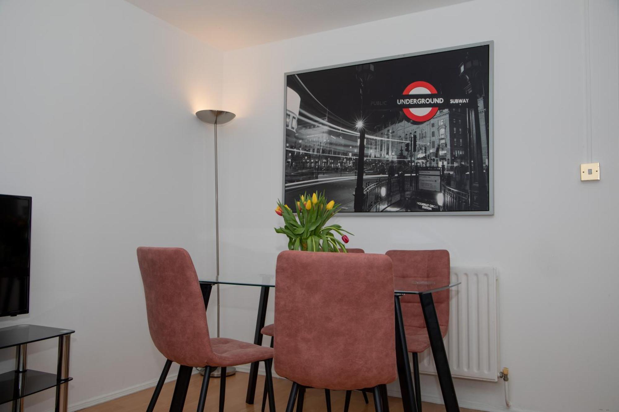 Appartement Bright And Spacious One Bedroom Apartment, Free Parking