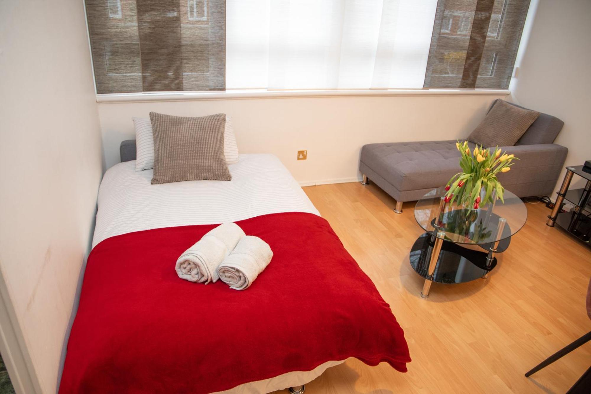 Appartement Bright And Spacious One Bedroom Apartment, Free Parking *